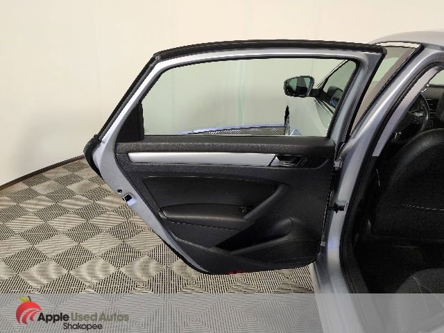 Used 2013 Volkswagen Passat 2.5 SE FWD image 25
