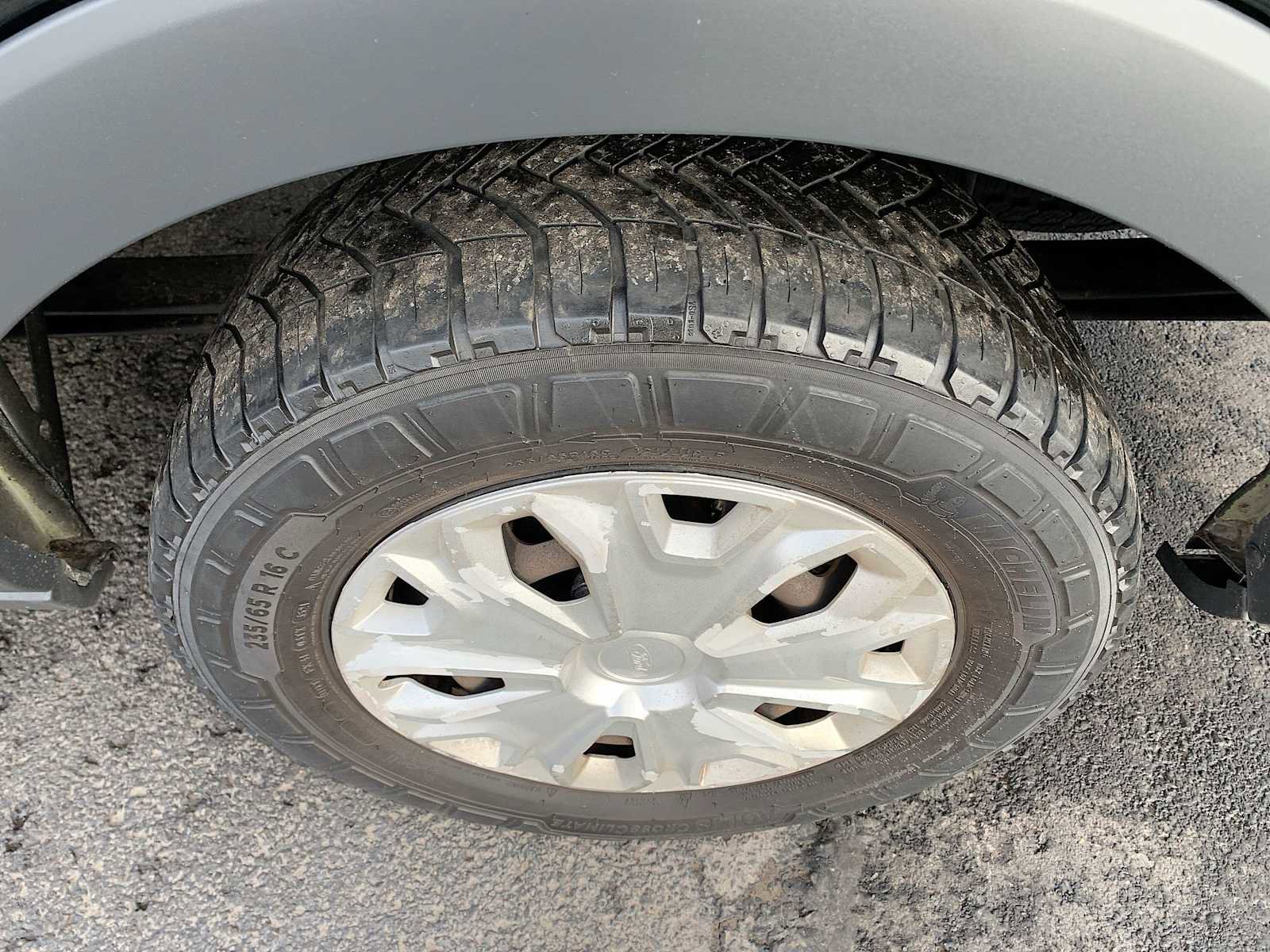 Used 2017 Ford Transit 350 XLT image 29