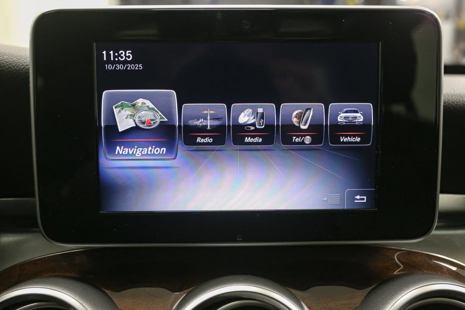 Used 2017 Mercedes-Benz C 300 4MATIC Sedan image 26