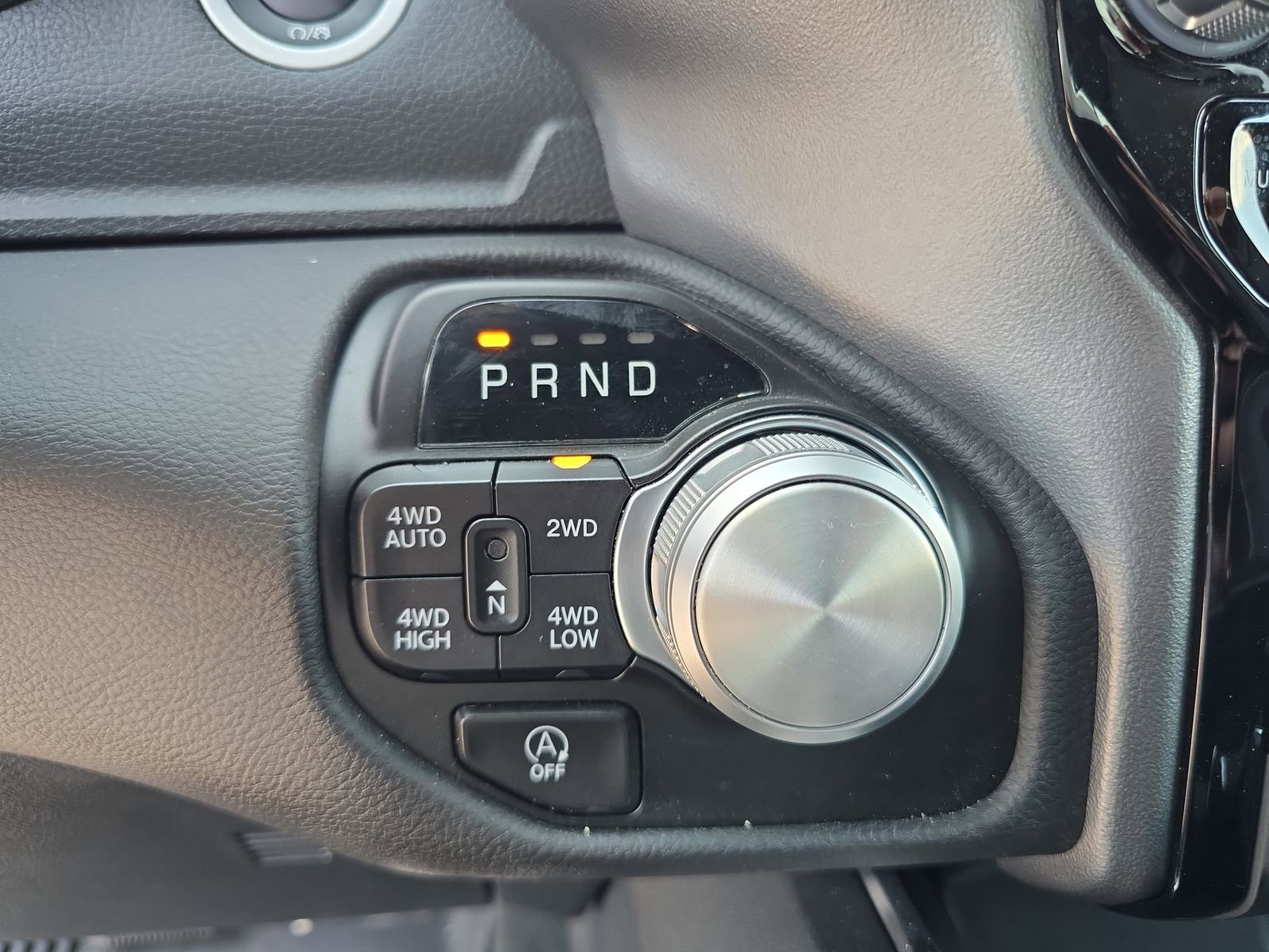 Used 2024 RAM 1500 Laramie image 19