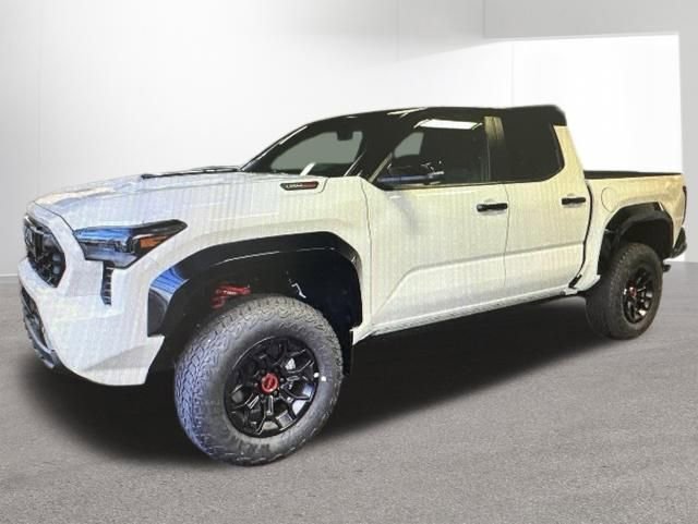 Used 2025 Toyota Tacoma TRD Pro AWD/4WD image 4