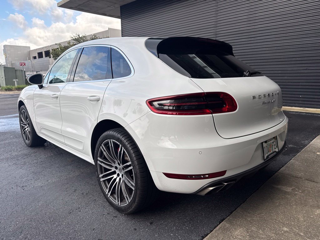 Used 2018 Porsche Macan Turbo AWD/4WD image 4