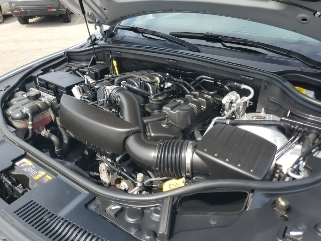Used 2024 Dodge Durango GT AWD/4WD image 38