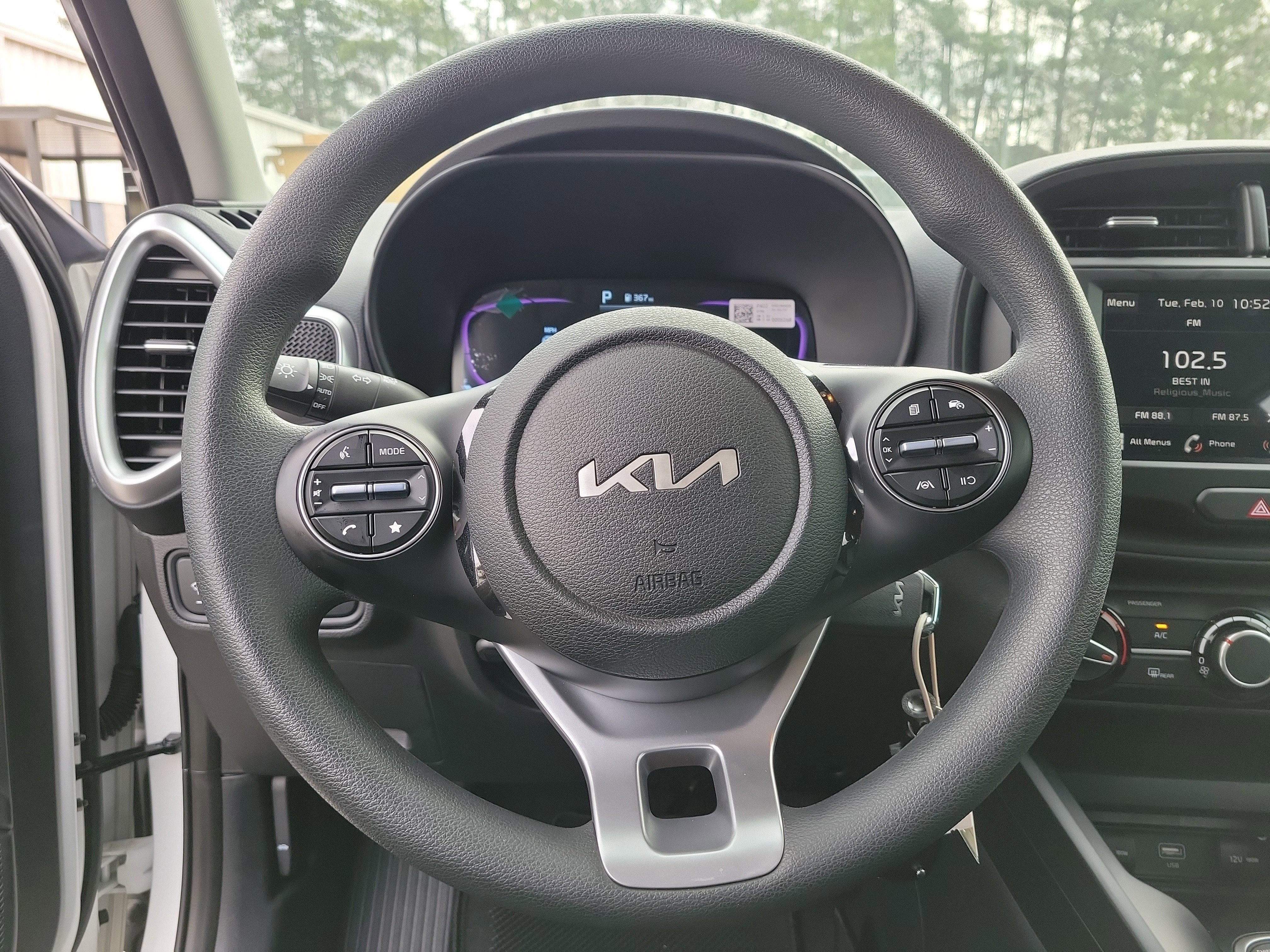 Used 2025 Kia Soul LX w/ LX Technology Package image 22