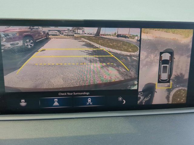 Used 2024 Acura MDX SH-AWD w/ Advance Package image 17