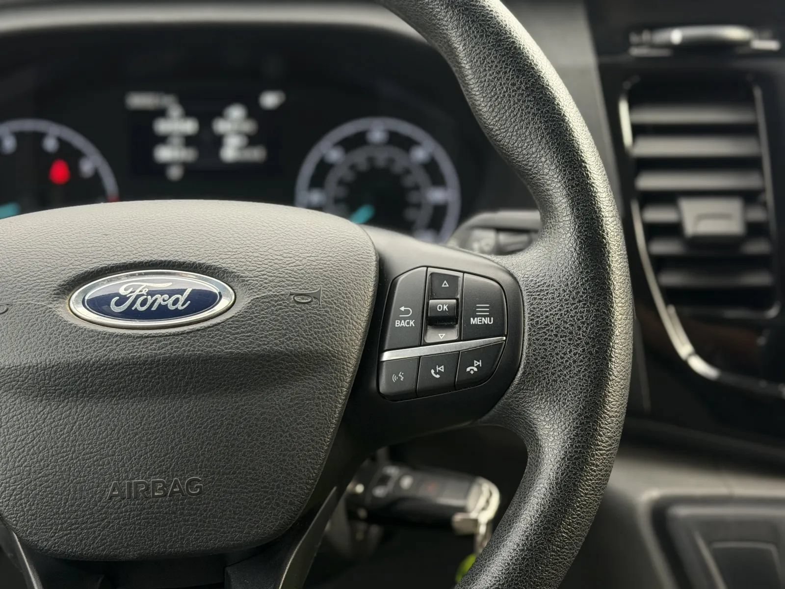 Used 2023 Ford Transit 350 XLT RWD image 25