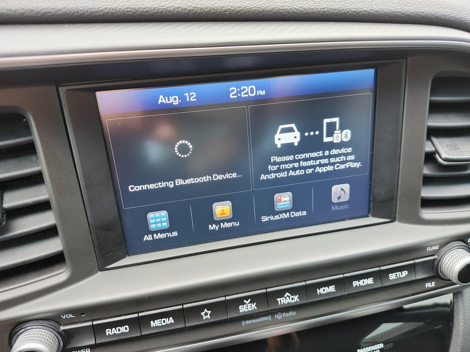 Used 2019 Hyundai Elantra SEL w/ Cargo Package FWD image 17