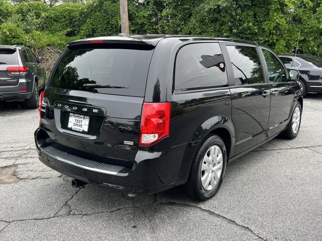 Used 2019 Dodge Grand Caravan SE w/ UConnect Hands-Free Group FWD image 6