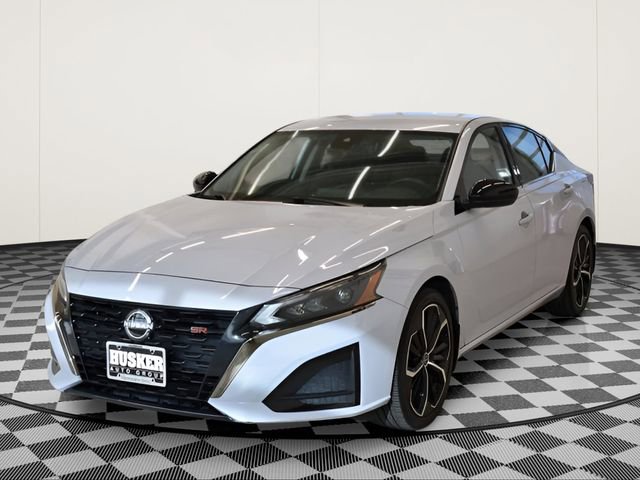 Used 2025 Nissan Altima 2.5 SR image 9