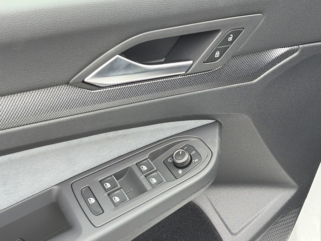 New 2026 Volkswagen Golf w/ Euro Style Package AWD/4WD image 15