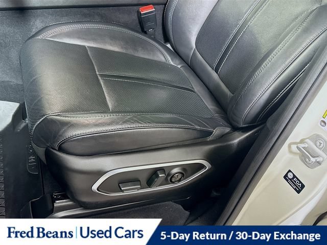 Used 2022 Jeep Wagoneer Series III w/ Premium Group I AWD/4WD image 26