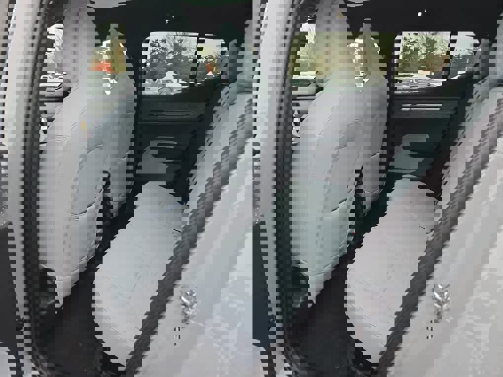 New 2026 Volvo EX30 Ultra w/ Protection Package Premier AWD/4WD image 26