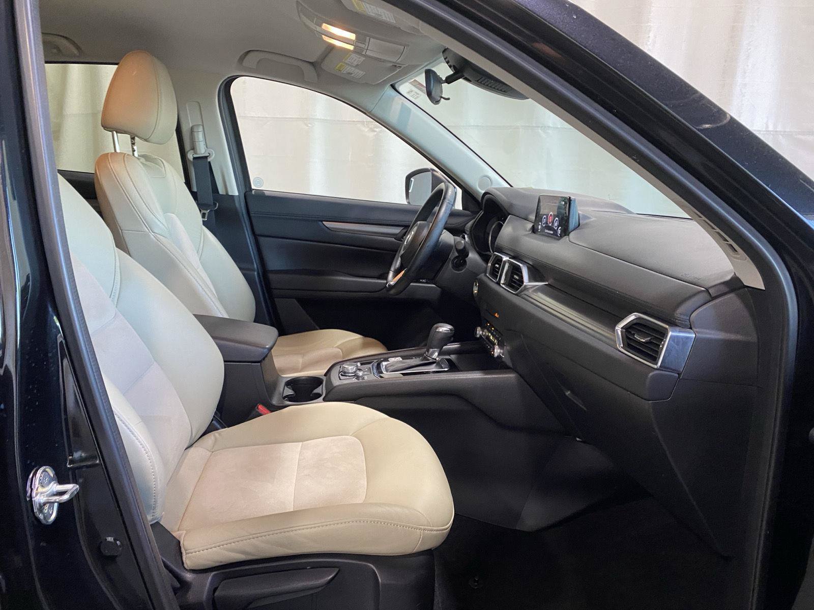 Used 2020 MAZDA CX-5 Touring AWD/4WD image 11