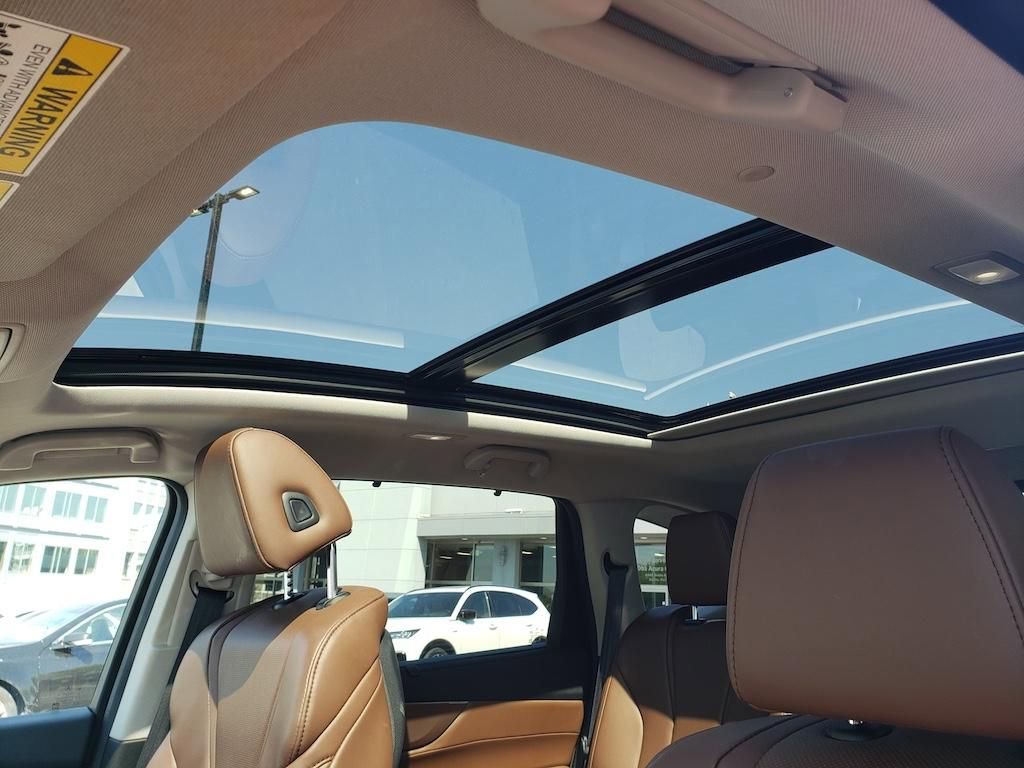 Certified 2023 Acura MDX SH-AWD w/ Technology Package image 32