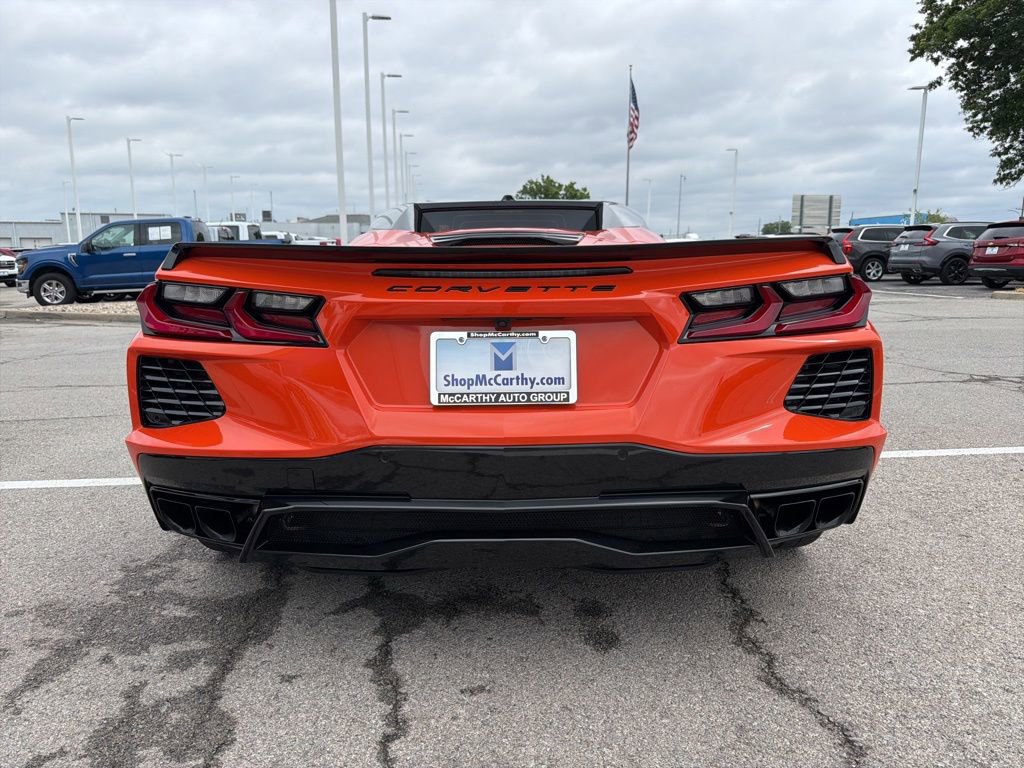 Used 2025 Chevrolet Corvette Stingray Convertible w/ Battery Protection Package RWD image 5