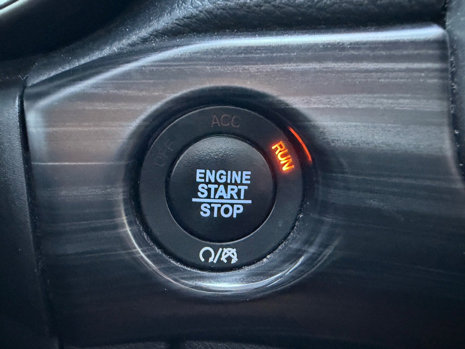 Used 2020 Jeep Grand Cherokee Laredo RWD image 25