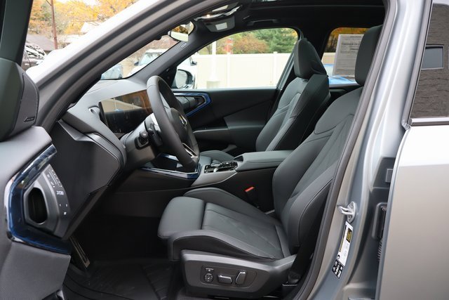 Used 2025 BMW X3 xDrive30i w/ Premium Package image 21
