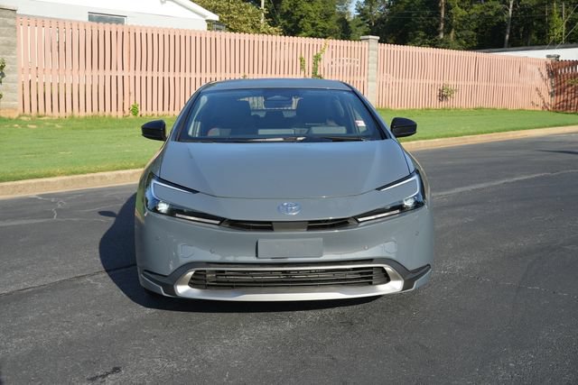Used 2026 Toyota Prius Plug-In Hybrid FWD image 2