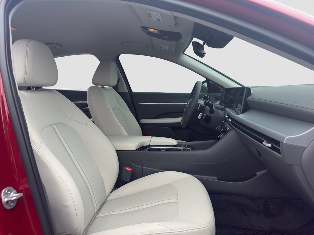 Used 2024 Hyundai Sonata SEL FWD image 17