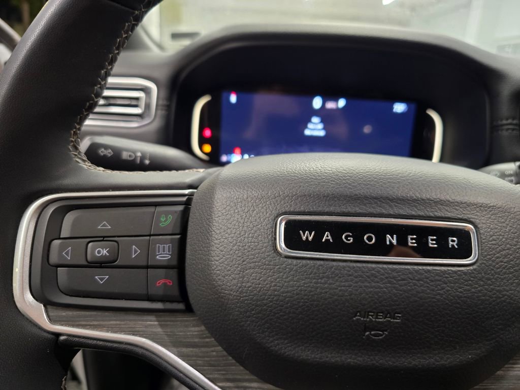 Certified 2024 Jeep Wagoneer L Series II image 19