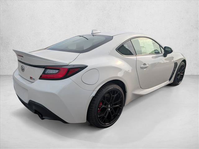 New 2026 Toyota GR86 Premium RWD image 2