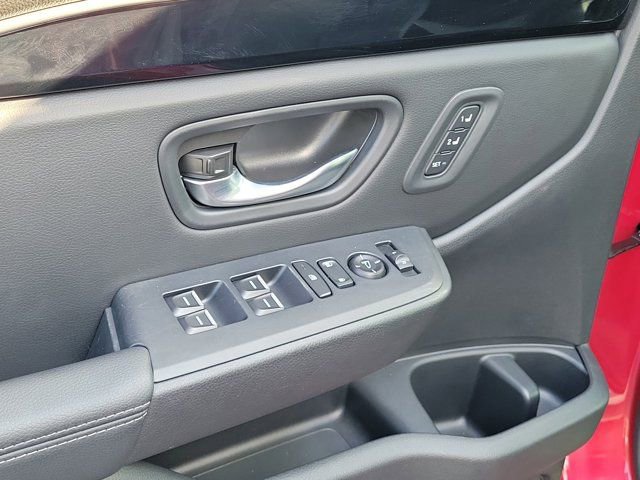 Certified 2025 Honda Pilot EX-L image 18