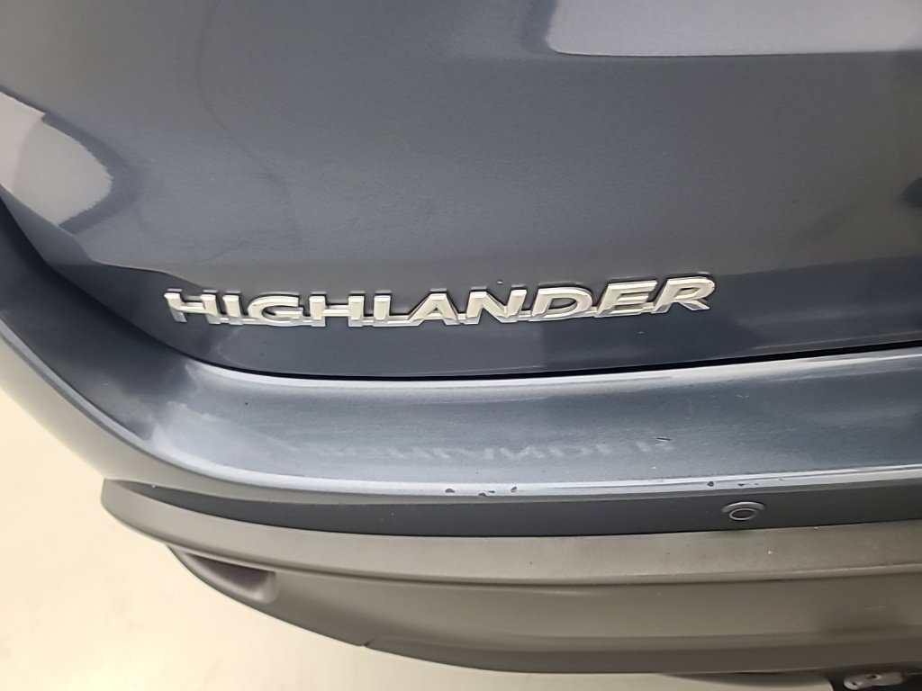 Used 2014 Toyota Highlander Limited FWD image 10