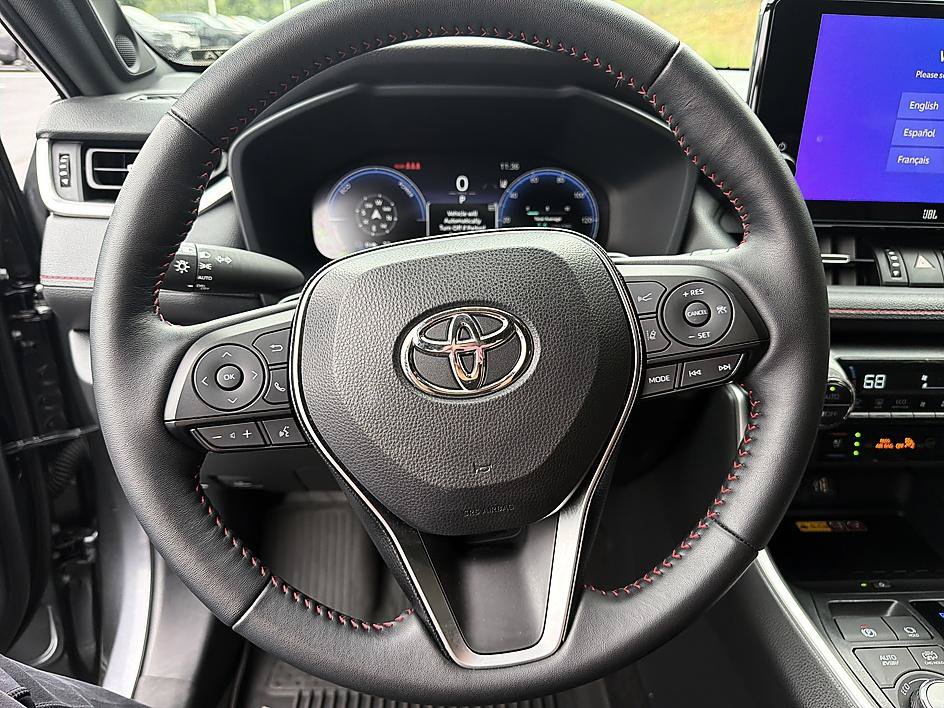 Used 2025 Toyota RAV4 XSE w/ Premium Package AWD/4WD image 13