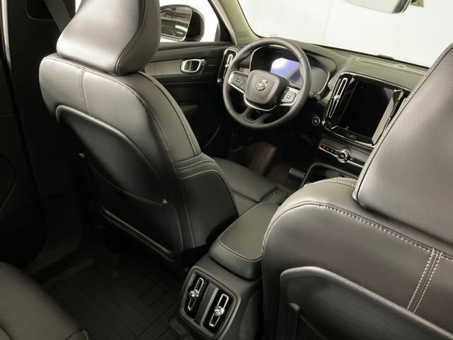 New 2026 Volvo XC40 B5 Ultra w/ Protection Package Premier AWD/4WD image 33