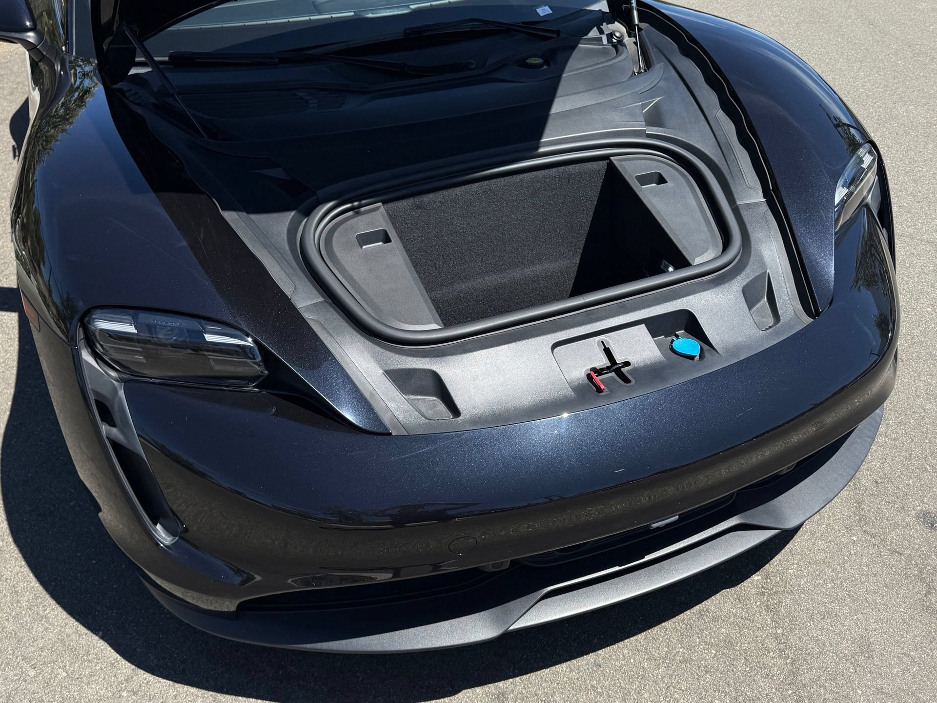 Certified 2022 Porsche Taycan 4S AWD/4WD image 32