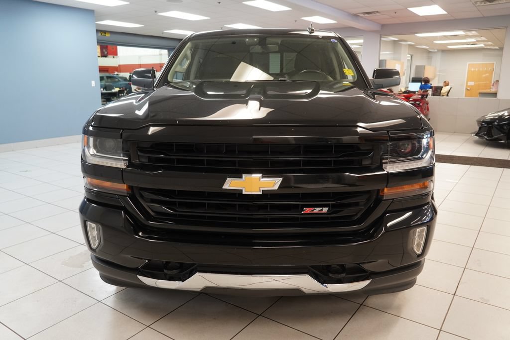 Used 2017 Chevrolet Silverado 1500 LT w/ All Star Edition AWD/4WD image 14