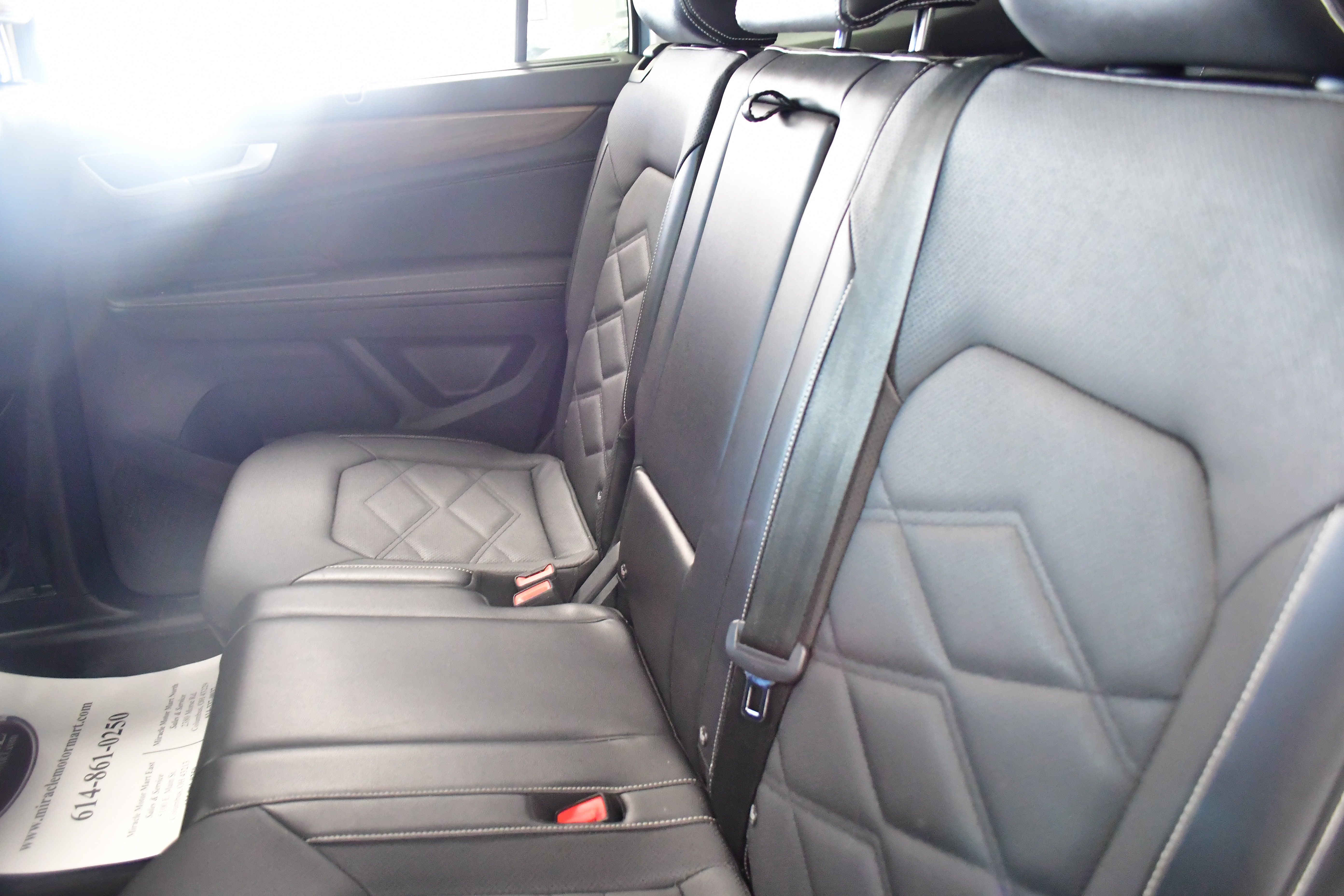 Used 2024 Volkswagen Atlas SE AWD/4WD image 12