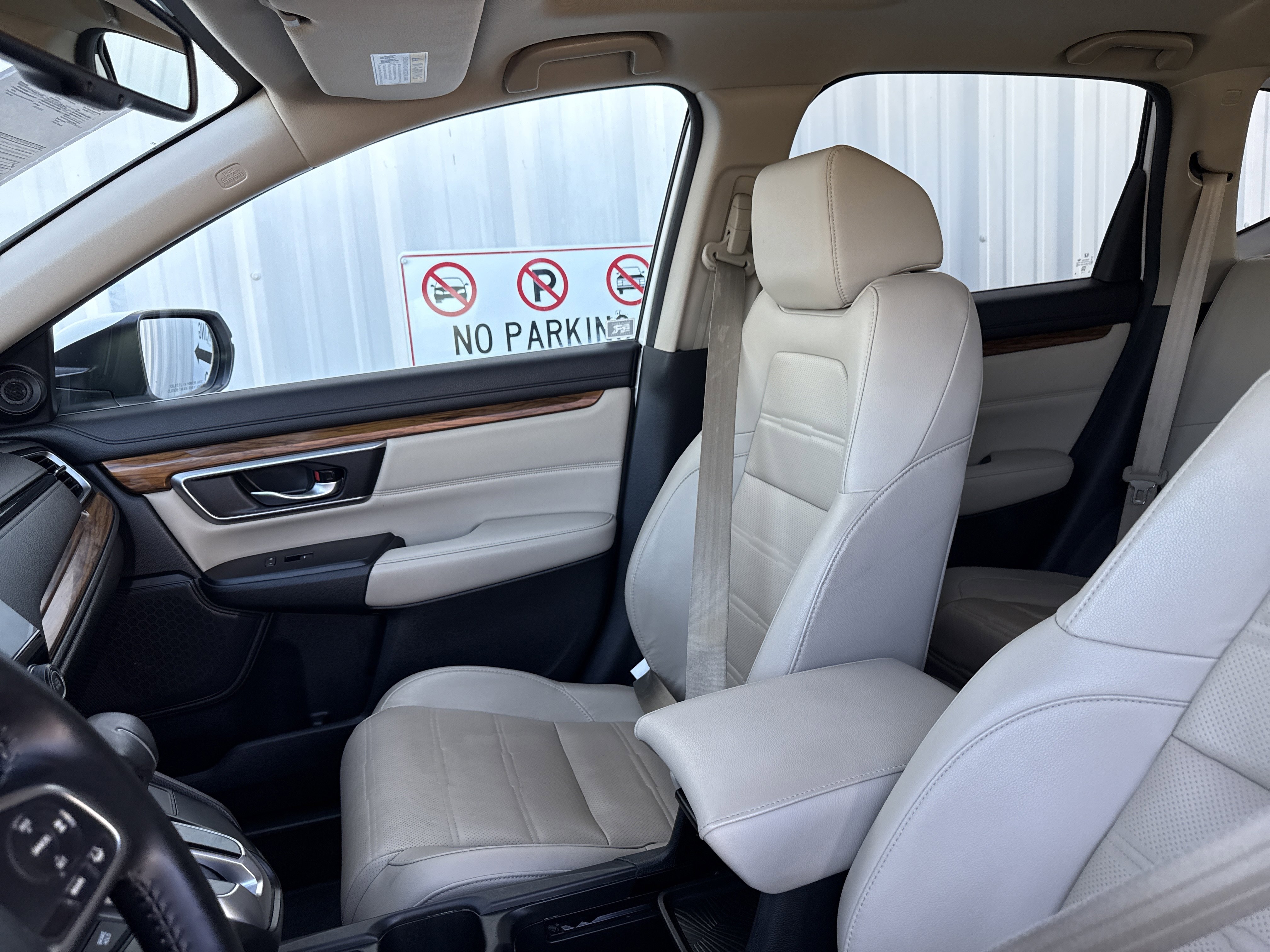 Used 2018 Honda CR-V Touring image 11