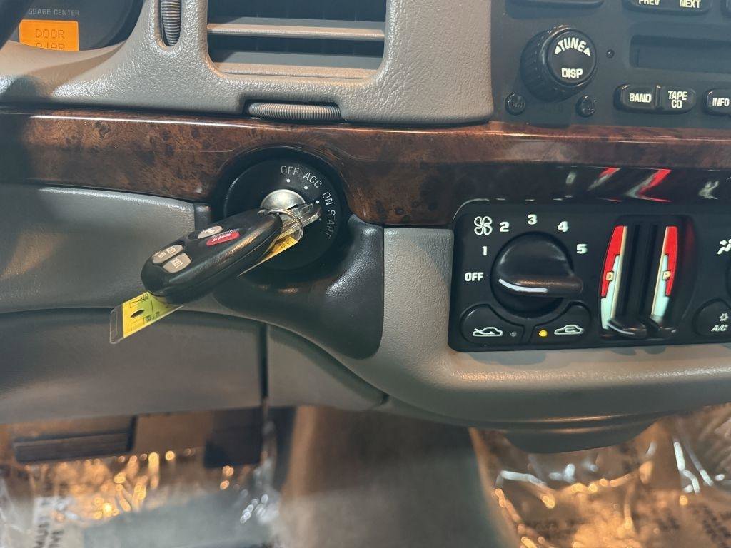 Used 2003 Chevrolet Impala Sedan w/ Preferred Equipment Group image 19