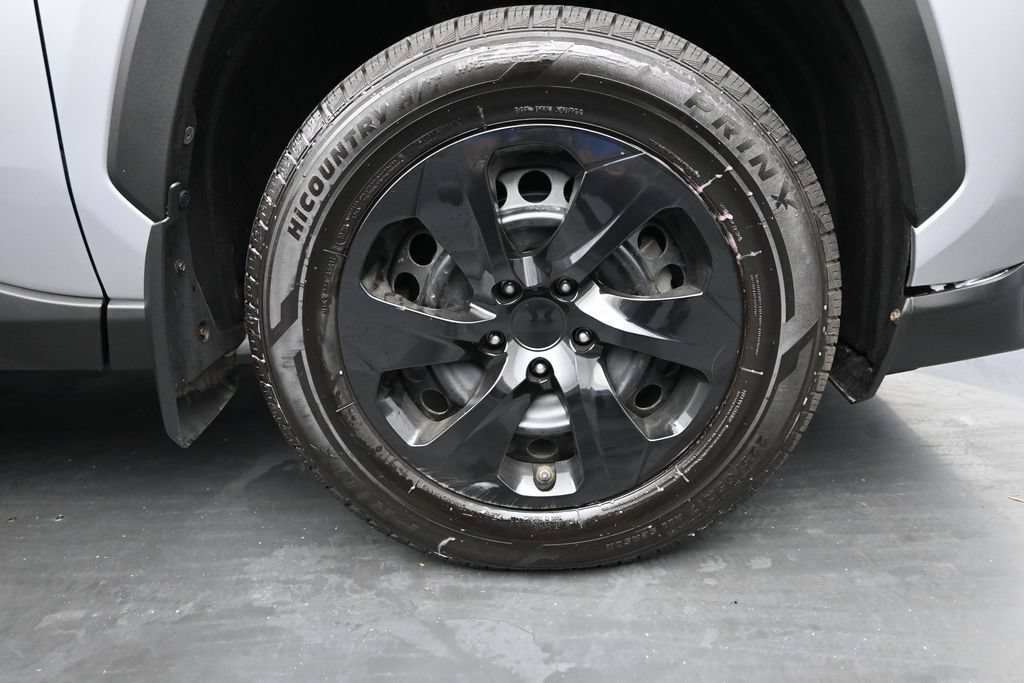 Used 2020 Toyota RAV4 LE w/ All Weather Liner Package AWD/4WD image 10