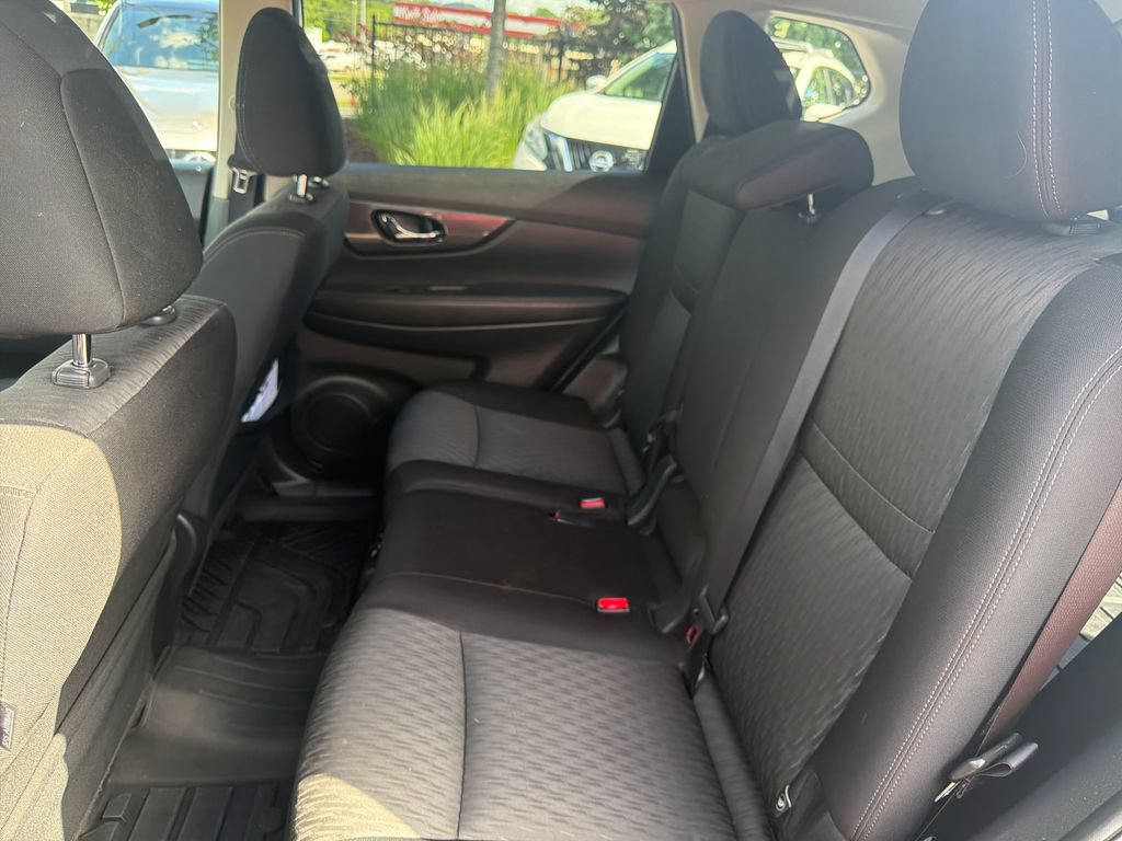 Used 2020 Nissan Rogue SV w/ Premium Package AWD/4WD image 26