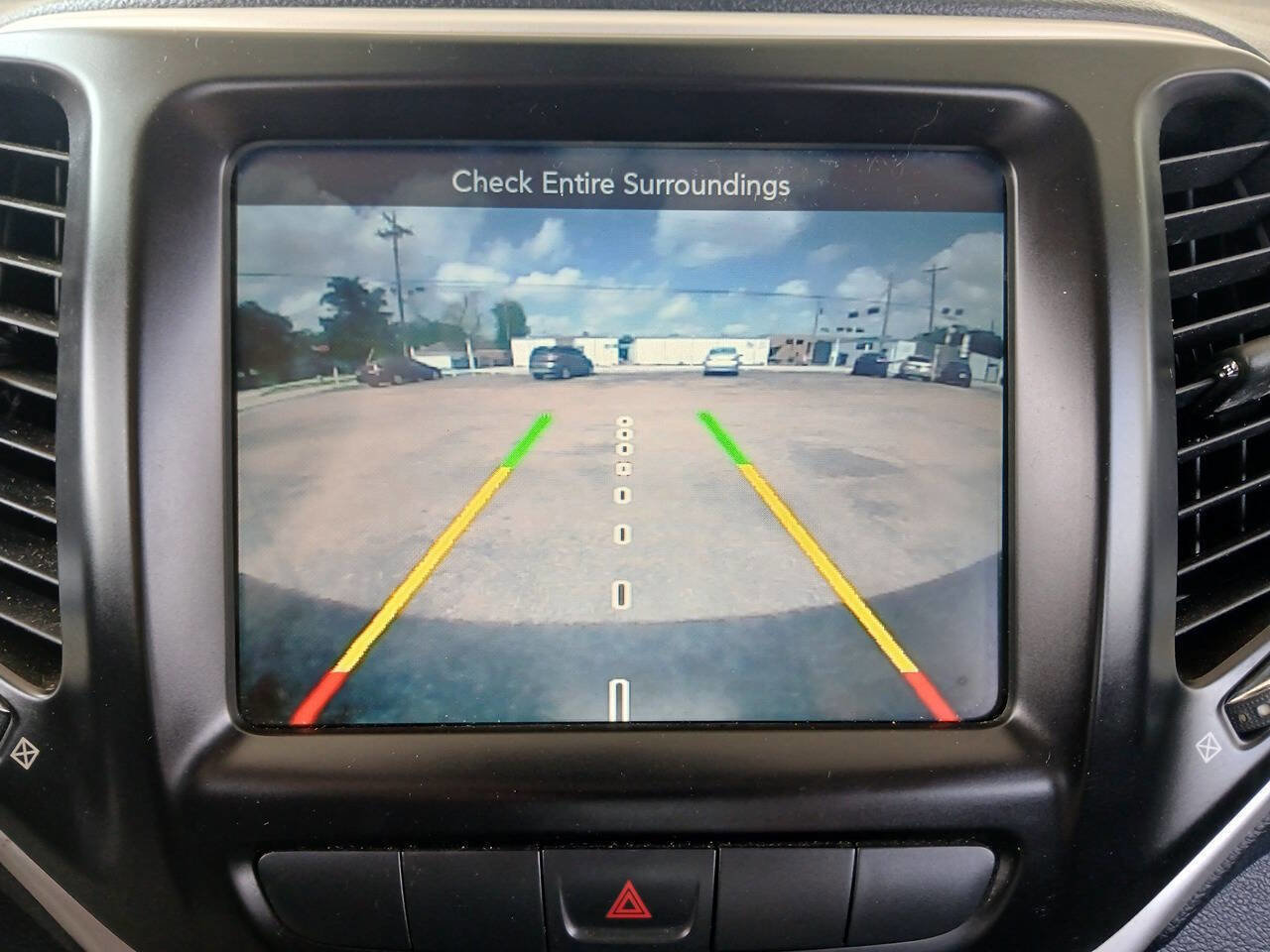 Used 2014 Jeep Cherokee Limited FWD image 18