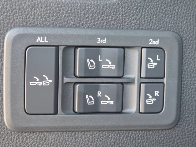 New 2026 Lexus LX 600 4WD w/ Luxury Package image 37