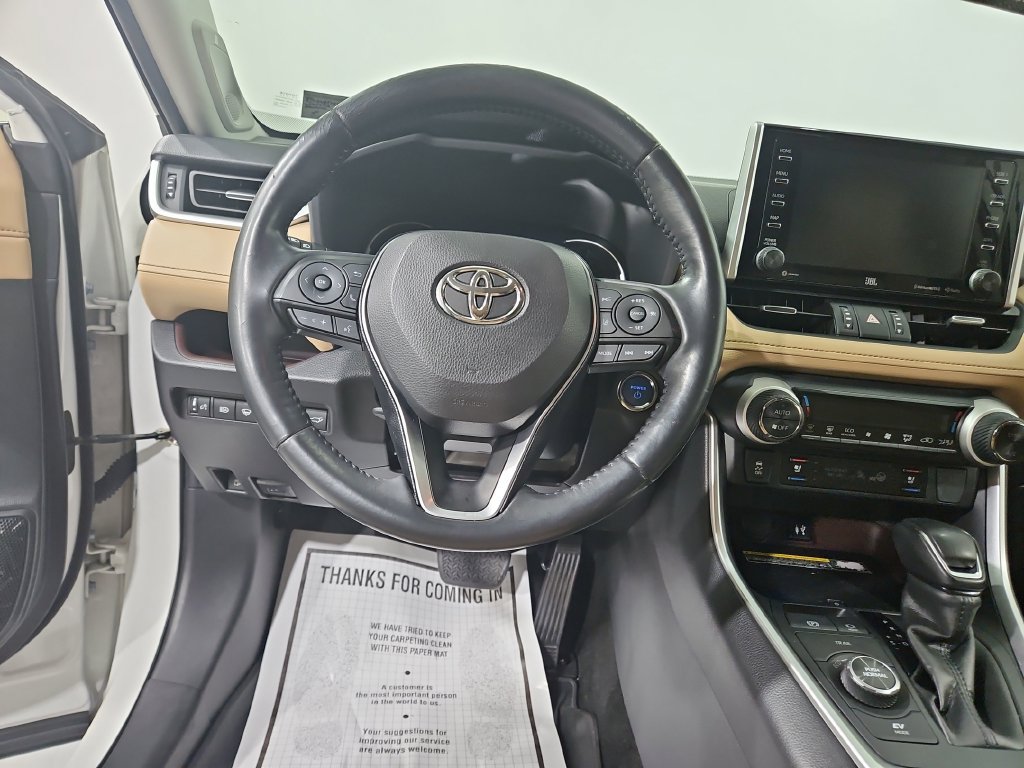Used 2019 Toyota RAV4 Limited AWD/4WD image 13
