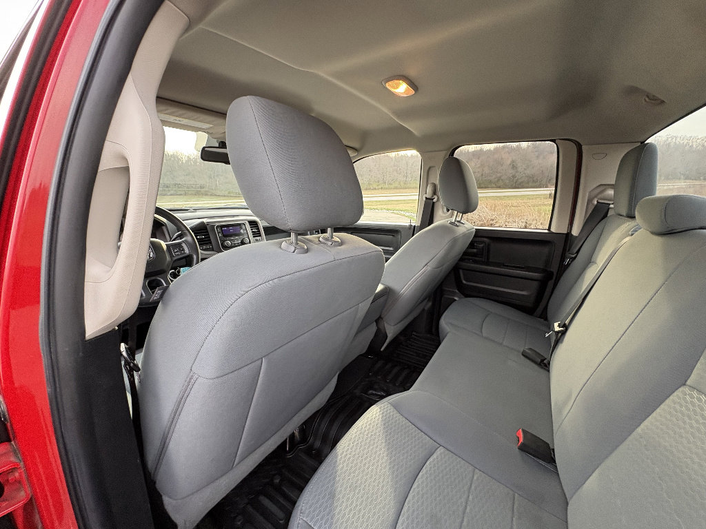 Used 2014 RAM 1500 Express image 19