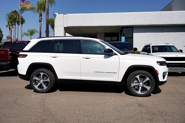 New 2023 Jeep Grand Cherokee Limited 4xe image 7