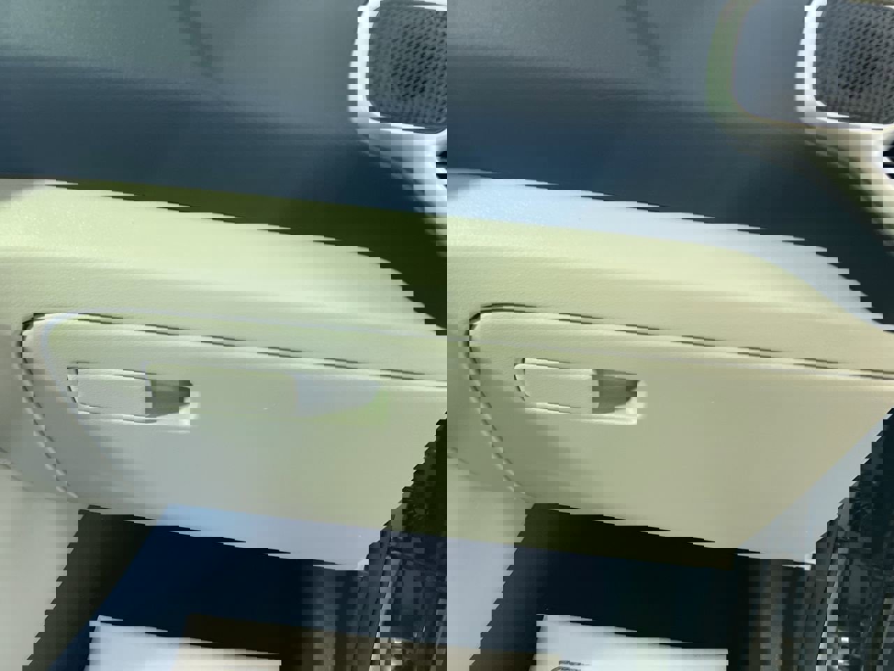 Certified 2025 Kia Soul LX w/ LX Technology Package FWD image 31