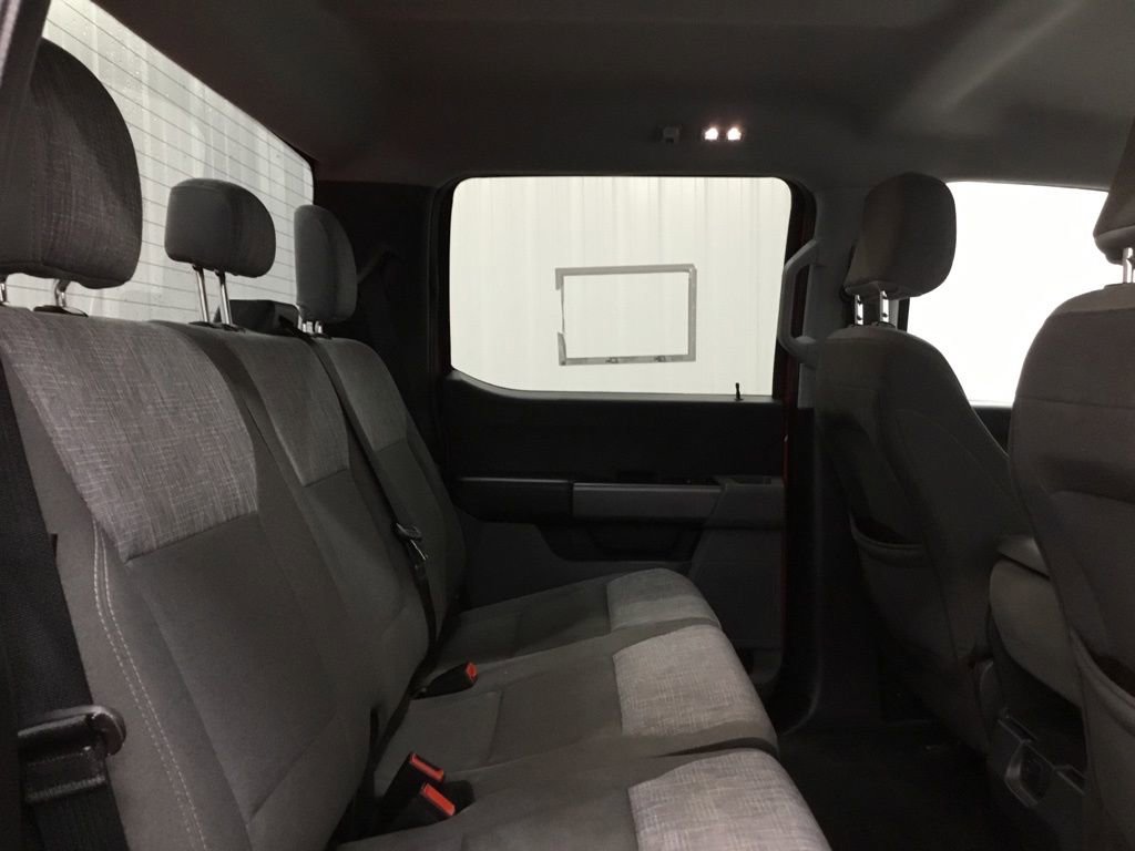 Used 2022 Ford F150 XLT w/ Trailer Tow Package image 17