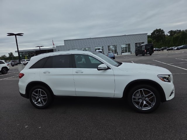 Certified 2019 Mercedes-Benz GLC 300 4MATIC image 2