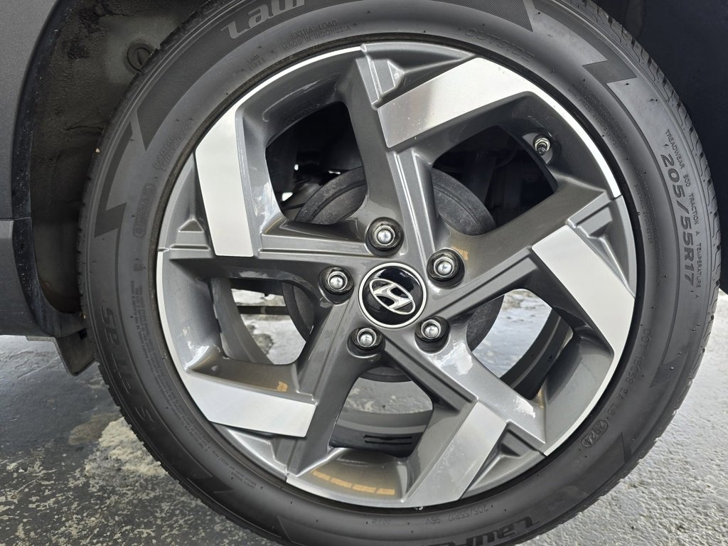 Used 2024 Hyundai Venue SE image 42