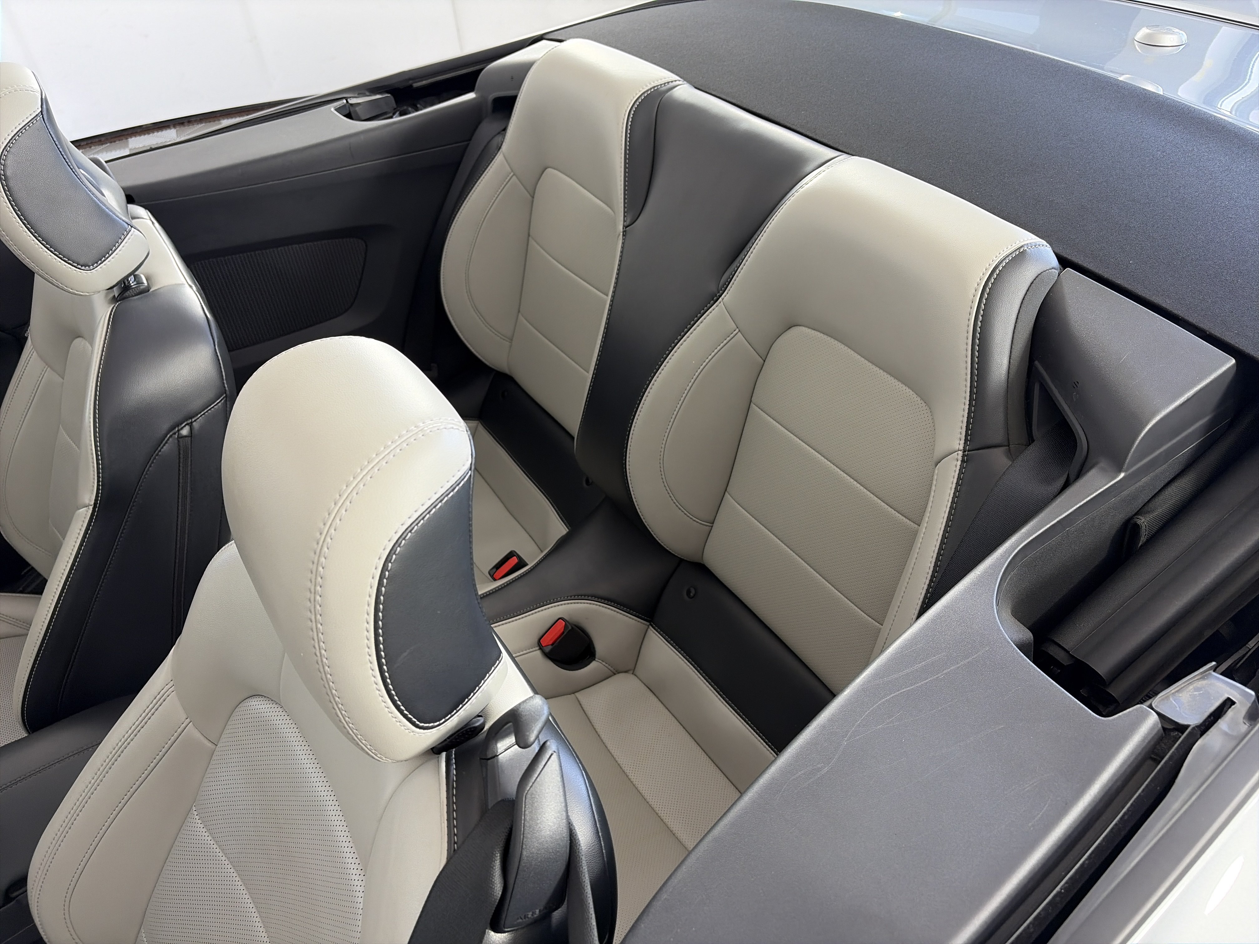 Used 2024 Ford Mustang Premium RWD image 7