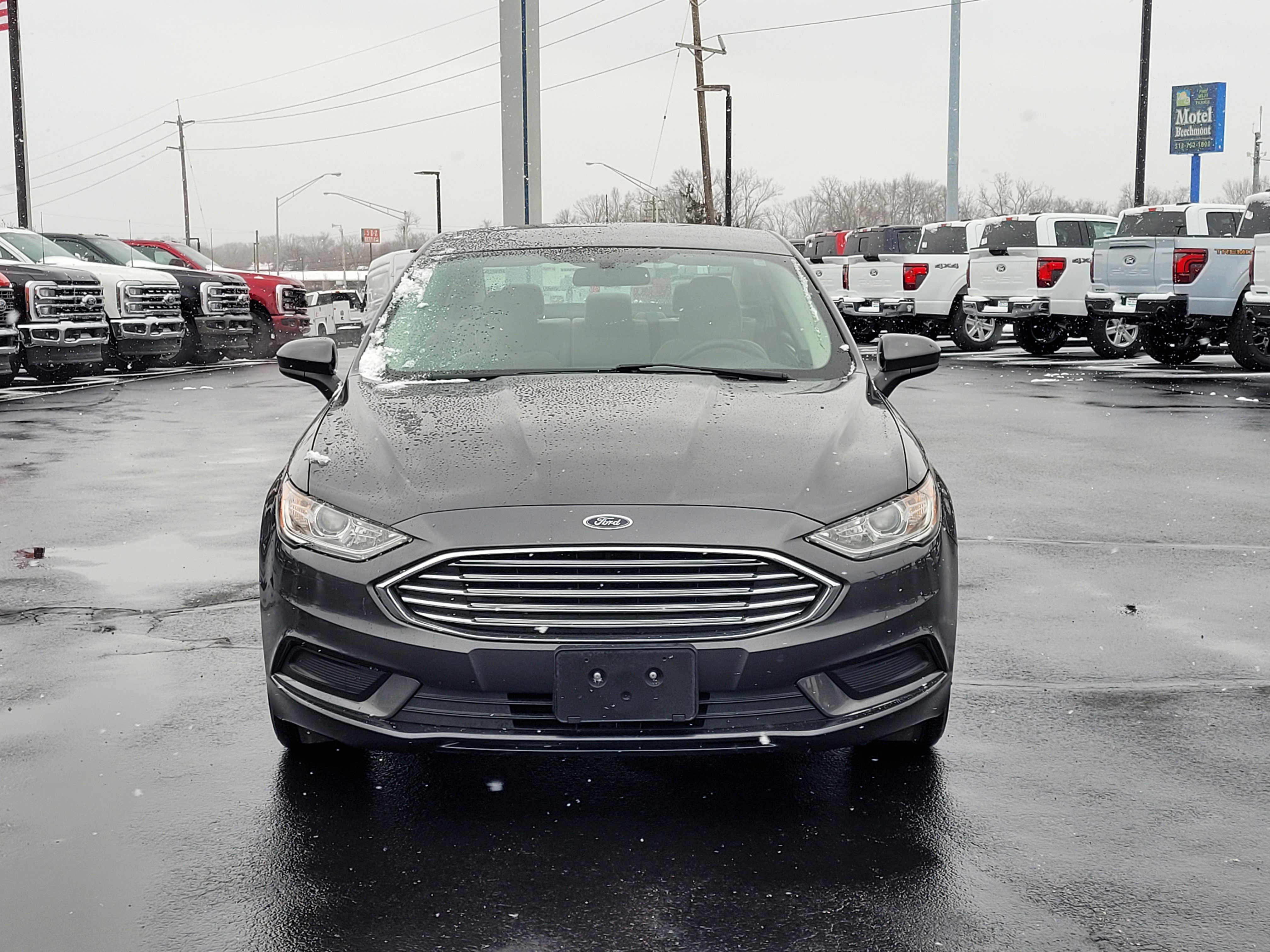Used 2018 Ford Fusion S image 9