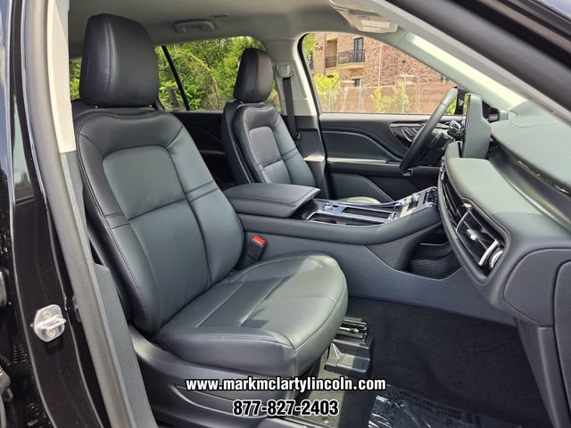 New 2026 Lincoln Aviator 2WD w/ Jet Appearance Package image 14
