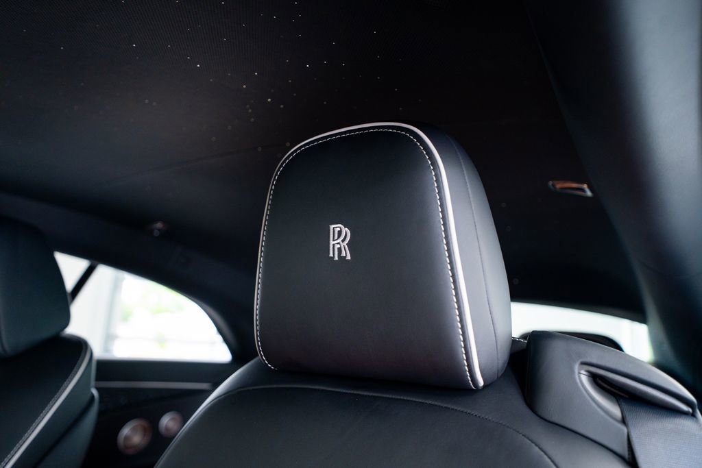 Used 2024 Rolls-Royce Spectre w/ Spectre Launch Package AWD/4WD image 30
