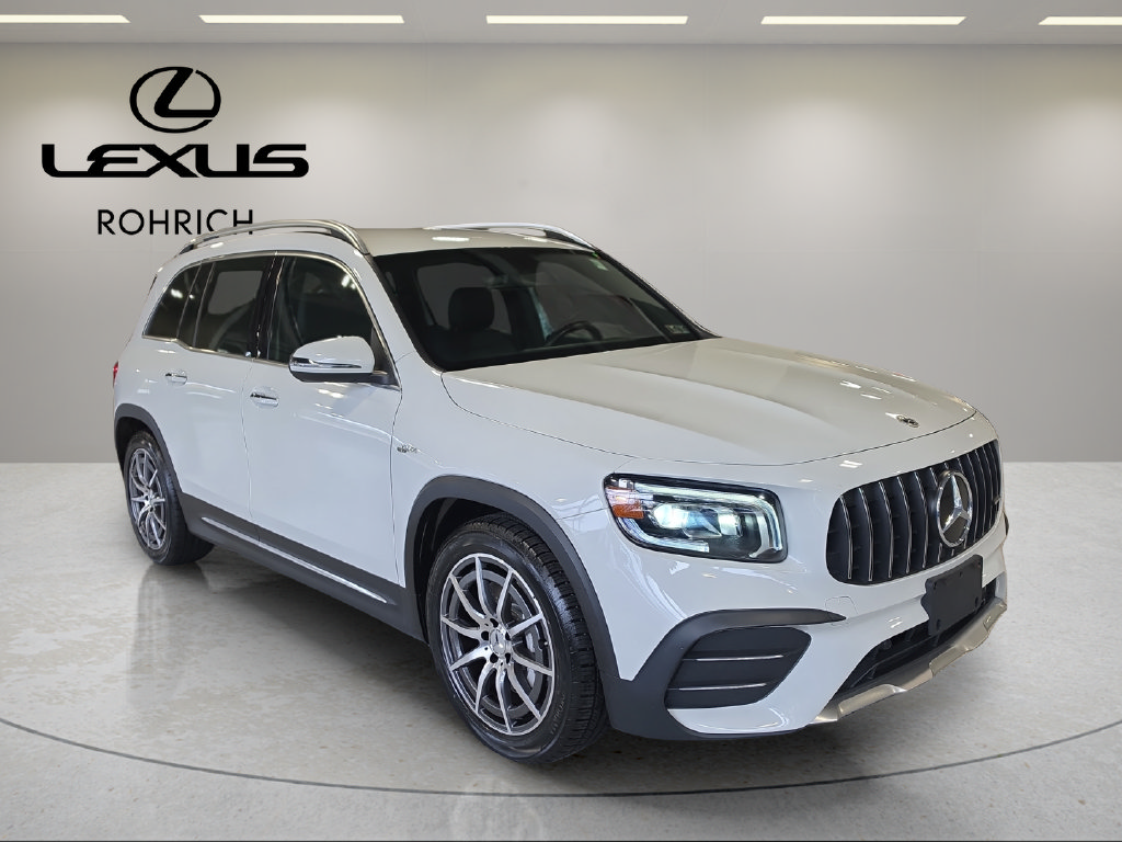 Used 2022 Mercedes-Benz GLB 35 AMG 4MATIC image 4